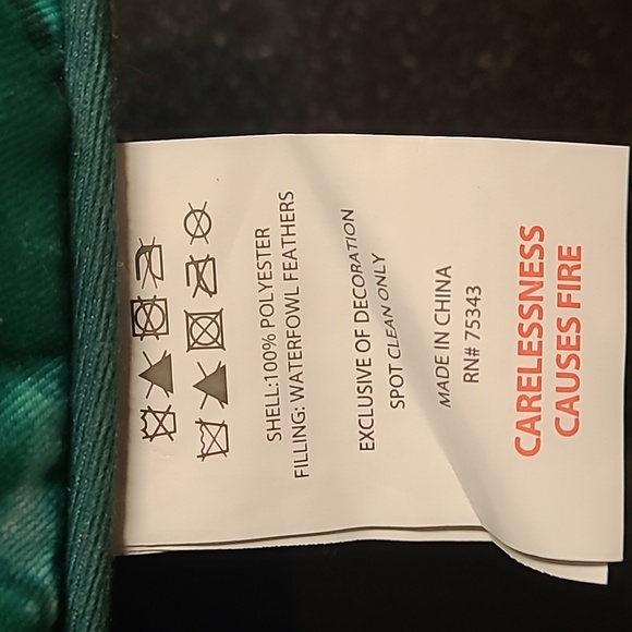 🖤Decorative Pillow - Picture 7 of 7